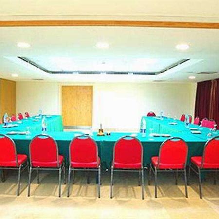Quality Inn Tripoli Luaran gambar