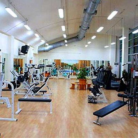 Quality Inn Tripoli Luaran gambar